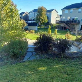 Mulching by Craft's Lawn Care reviewed on January 28, 2022
