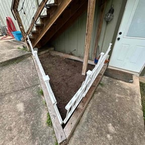 Flower Bed Weeding by Chucks Cutz LLC reviewed on June 7, 2022