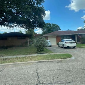 Bush Trimming by Gratitude lawn maintenance reviewed on June 11, 2025