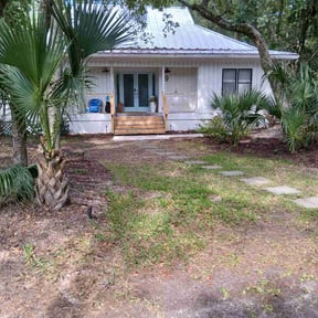 Leaf Removal by Property Pro reviewed on March 20, 2025