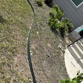 Flower Bed Weeding by Jero's Landscape reviewed on December 22, 2024