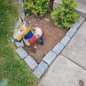 Flower Bed Weeding by Quick Snips reviewed on June 28, 2022