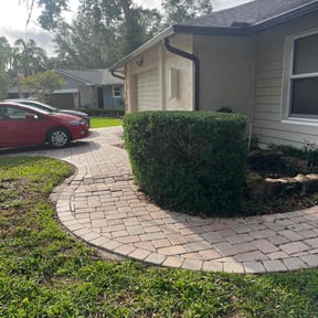 Bush Trimming by Conley Lawn care reviewed on August 2, 2022
