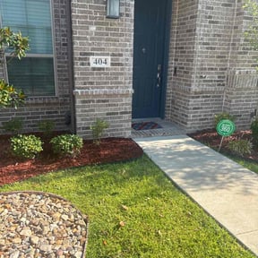 Mulching by MetroPlexLawnMowing reviewed on July 10, 2025