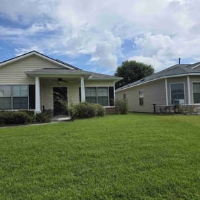 Flower Bed Weeding by Brent&#039;s Lawn Maintenance reviewed on August 10, 2021