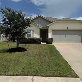 Mulching by JG Lawn Care reviewed on March 21, 2025
