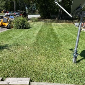 Cleanups by Scotton Complete Lawn Care reviewed on April 22, 2025