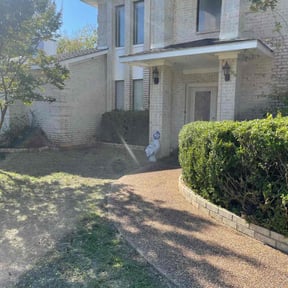 Bush Trimming by Alexito Landscaping reviewed on August 2, 2025