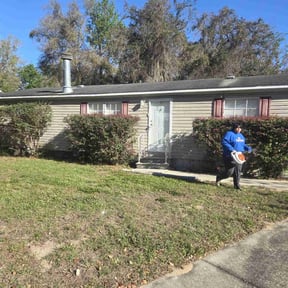 Bush Trimming by Christopher Nichols Contracting llc reviewed on June 27, 2022