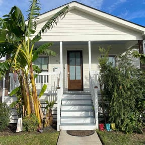 Bush Trimming by Quality lawn care reviewed on August 17, 2024