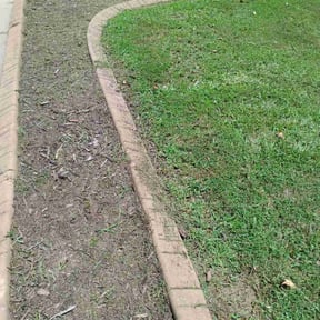 Flower Bed Weeding by Robert Bass reviewed on June 20, 2025