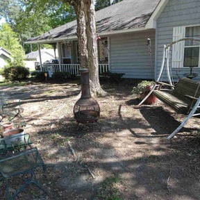 Flower Bed Weeding by Cuts By coulter reviewed on June 7, 2022