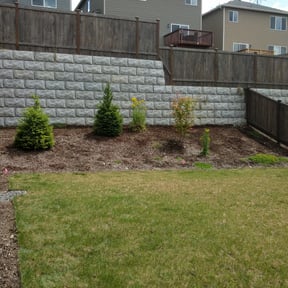 Flower Bed Weeding by Greener Grass Cutting reviewed on June 15, 2022
