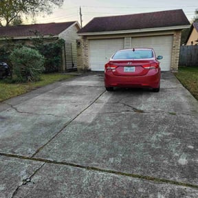 Leaf Removal by T.R. Integrated Services reviewed on May 6, 2022