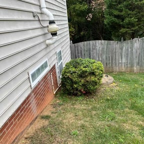 Bush Trimming by LEL landscape reviewed on April 15, 2022