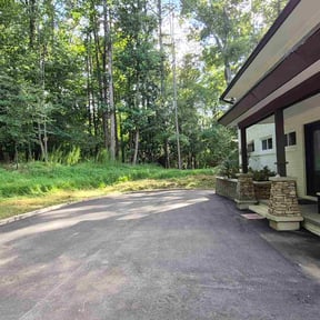 Leaf Removal by Dutch Lawn Care reviewed on February 24, 2025