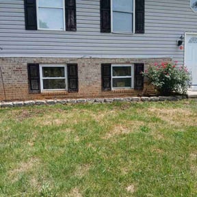 Flower Bed Weeding by Tommy's Lawn Services reviewed on July 31, 2025