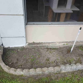 Flower Bed Weeding by 20-20 Lawn Care reviewed on October 27, 2022