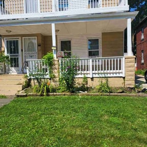 Flower Bed Weeding by Richeasouhait, LLC reviewed on December 15, 2023
