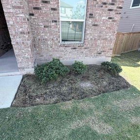 Flower Bed Weeding by Speedy Lawnmower Landscaping reviewed on July 4, 2025