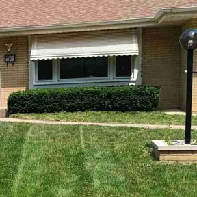 Bush Trimming by Green line reviewed on June 5, 2025