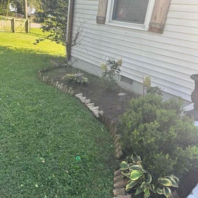 Flower Bed Weeding by Andasol Landscaping reviewed on July 7, 2025