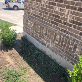 Flower Bed Weeding by Razo Rigo landscaping reviewed on February 22, 2022