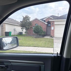 Bush Trimming by Green Garden The Woodlands reviewed on October 19, 2022