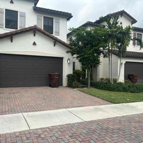 Bush Trimming by Gomez Property  Maintenance reviewed on June 8, 2022