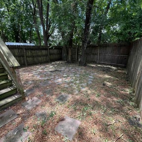 Cleanups by JayLandscaping reviewed on April 23, 2025