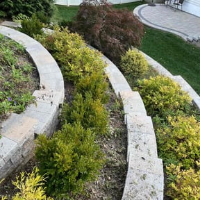 Flower Bed Weeding by Big Boii Landscaping & Mote.... reviewed on November 20, 2022