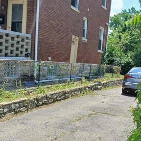 Flower Bed Weeding by Jayes Lawn Adventures reviewed on June 15, 2022