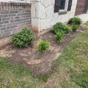 Flower Bed Weeding by Guevara Landscaping reviewed on April 6, 2025