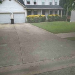 Cleanups by Tri Stars landscaping and Snow Services LLC reviewed on May 29, 2022