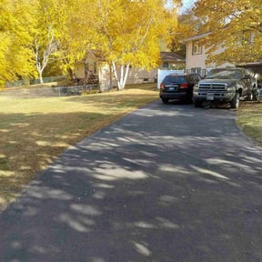 Leaf Removal by START2FINISH 247 reviewed on April 29, 2022