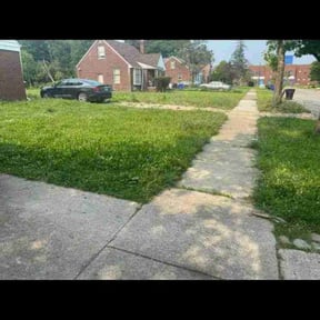 Cleanups by Scott Basinger lawn care reviewed on April 28, 2025