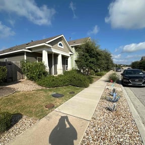 Weeding by EZe quality scapes reviewed on April 24, 2025