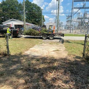 Leaf Removal by Chop Shop Lawns and Landscaping reviewed on April 25, 2025