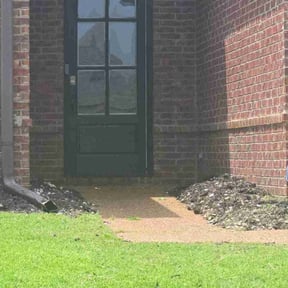 Flower Bed Weeding by LI LawnCare reviewed on July 12, 2022