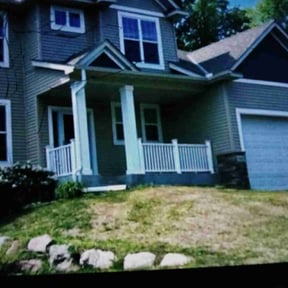 Leaf Removal by K&G Lawncare reviewed on August 1, 2022