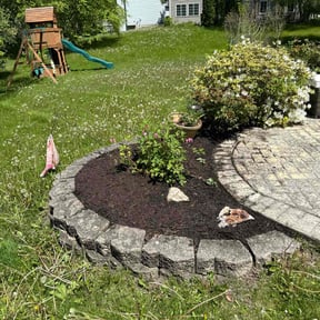 Mulching by Ron's lawn care reviewed on March 15, 2022