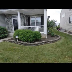 Flower Bed Weeding by MJ'S Lawn service reviewed on September 15, 2024