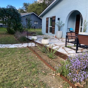 Flower Bed Weeding by LSLTAustin/SanAntonioEmerald reviewed on June 30, 2025