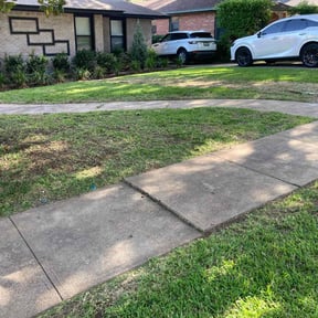 Leaf Removal by Jack Of All Trades Landscape & More/Property Preservationist reviewed on March 18, 2025