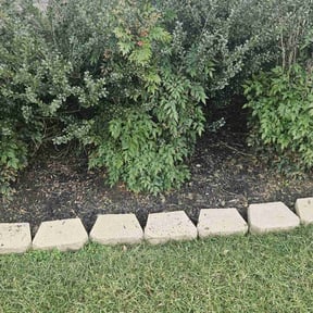 Flower Bed Weeding by R&L DEVINE LANDSCAPE reviewed on April 26, 2022
