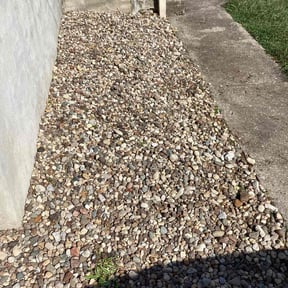 Flower Bed Weeding by Goetz Lawn Care reviewed on June 8, 2022