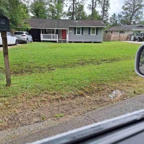 Cleanups by Denson's Total Lawn Care reviewed on June 17, 2022