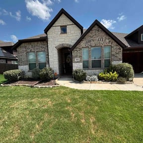 Bush Trimming by TruGreen LawnCare reviewed on November 8, 2024