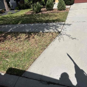Flower Bed Weeding by Sir Knights Lawn Care reviewed on April 23, 2022