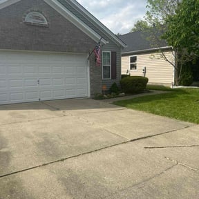 Bush Trimming by ALC Landscaping reviewed on April 25, 2022